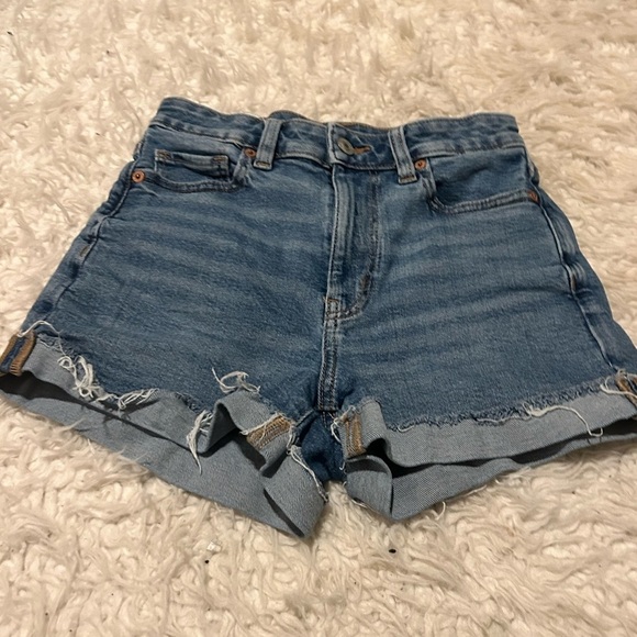 50% off w like American Eagle Size 00 Blue Denim Women’s Mom - Picture 1 of 8